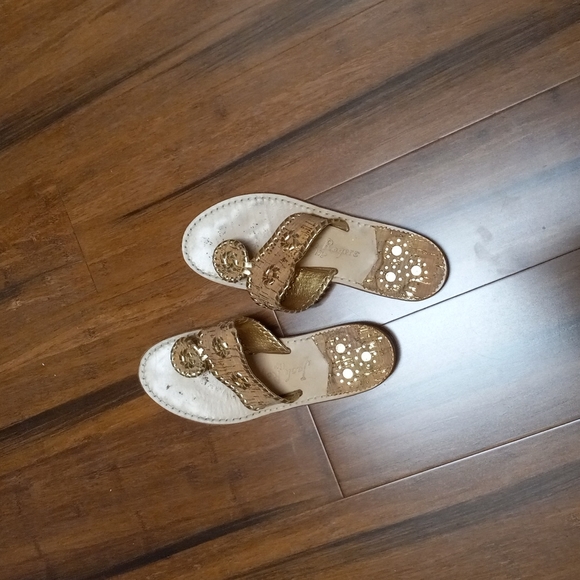 Sandles..cork - Picture 2 of 4